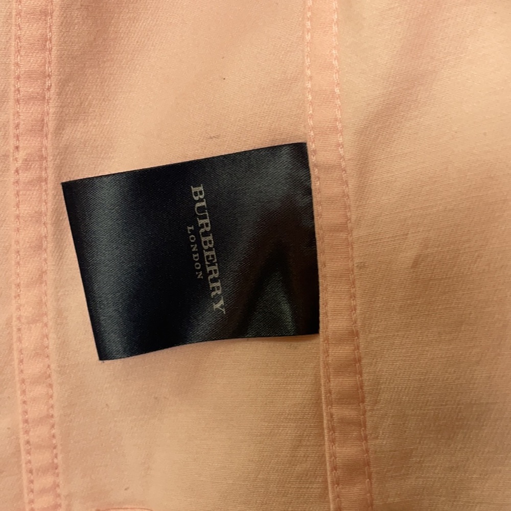 Burberry - Picture 5 of 9